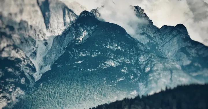 無論你多大年紀，手裏攥緊這3樣東西，誰都不敢給你臉色看