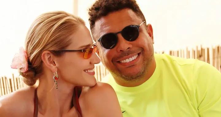 羅納爾多曬四婚嬌妻，資產40億婚姻坎坷，塞莉娜穿短裙秀逆天美腿