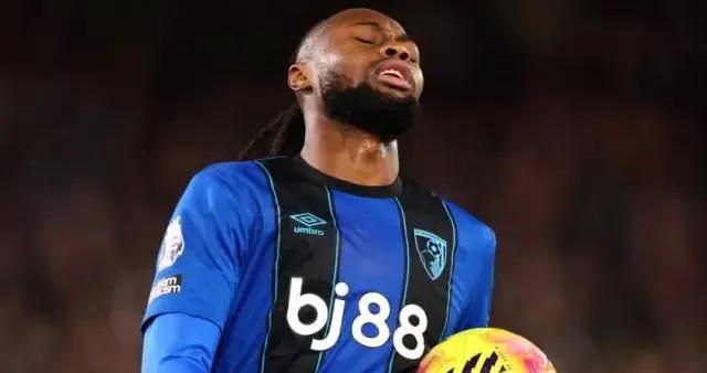 名記：伯恩茅斯在財務方面陷入困境，塞門約即將加盟曼城