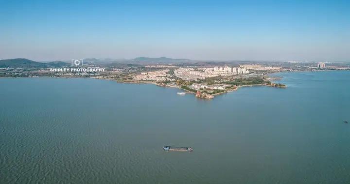 安徽境內最大的湖泊，我國五大淡水湖裏，只有它被一市獨佔