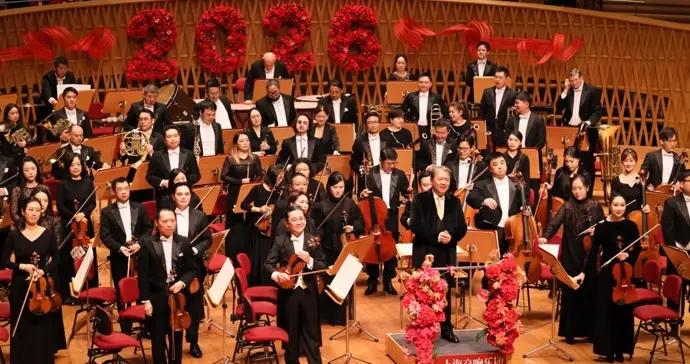 《我的祖國》《流星雨》……申城新年舞臺在“中國曲目”裏迎接2026