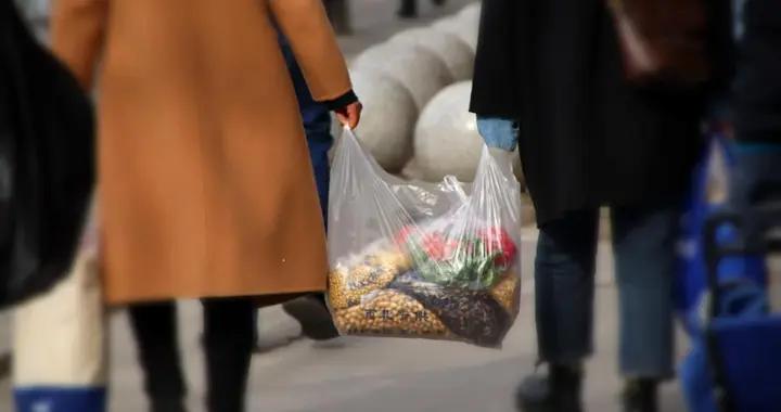 距離春節僅剩40多天，這5種年貨提前買，先儲存起來，不花冤枉錢