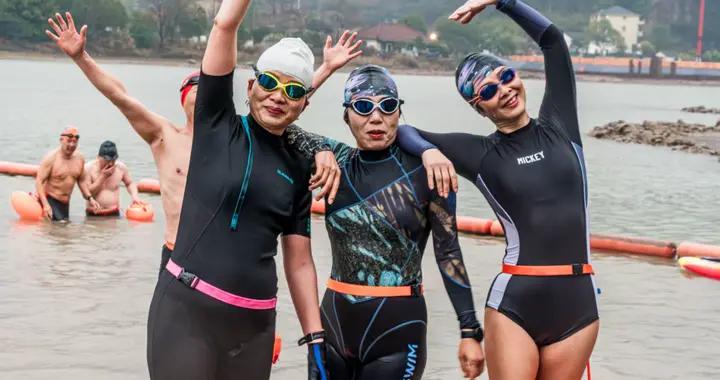 新年第一遊 冬泳迎新歲