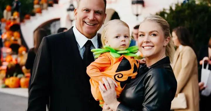 發言人卡羅琳官宣二胎，從販賣冰淇淋到地產嬌妻，鍾愛蕾絲風穿搭