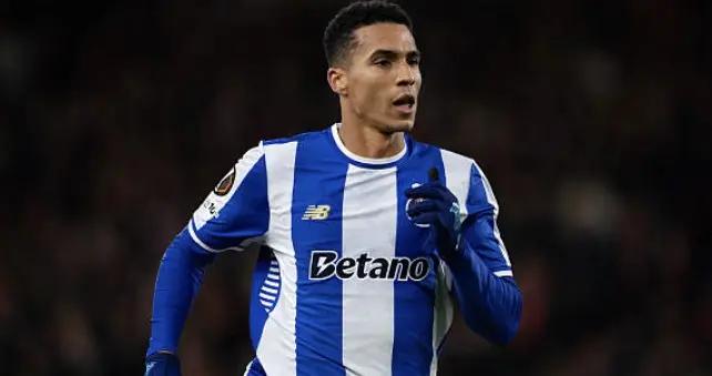 隊報：PSG關注波爾圖的阿爾貝託-科斯塔和本菲卡小將阿尼西奧