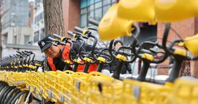 碼齊單車的他，讓小馬路熱氣騰騰