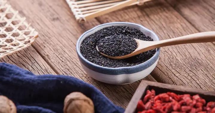 藥食推薦丨性味平和，補腎益精的“小黑”