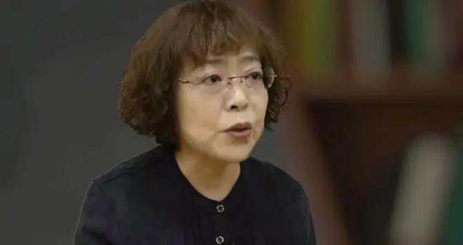 15歲女孩談了100多次戀愛！家有女兒，父母做好7點很重要