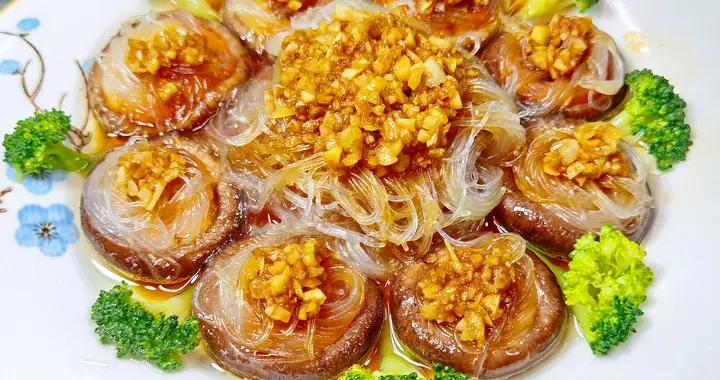 天冷不想炒菜，就這樣蒸一蒸，好喫好看營養足，一上桌秒光盤！