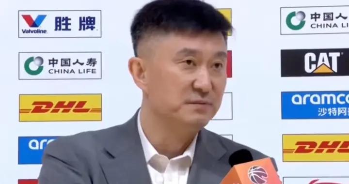 杜鋒：現在每場比賽都很難打，年輕球員在輪轉中還是愛出問題