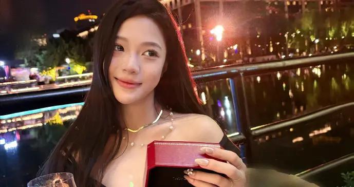 自曝與檀健次談過戀愛不到24小時，劉一諾“底褲”都快被扒光了！