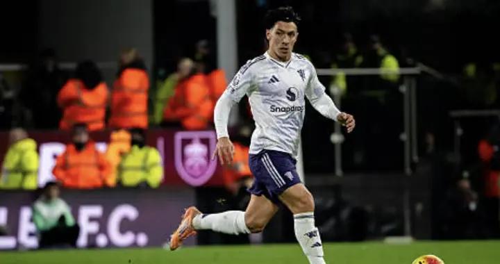 內維爾：傑登-安東尼的射門很精彩，不明白利馬那時在做什麼