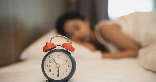 五行相生裏的睡眠密碼：莫讓肝木堵了安眠路