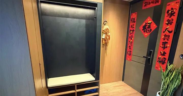 湖北姑娘曬出6㎡“一梯一戶”，將電梯廳變玄關，帶窗明亮又寬敞