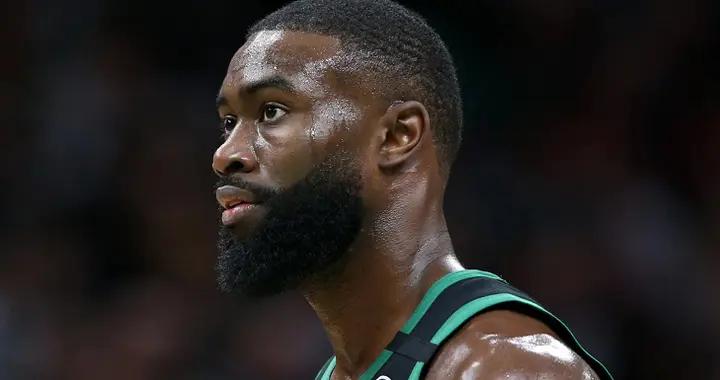 41分+42分+50分！聯盟第1！對不起，約基奇，他也要搶MVP