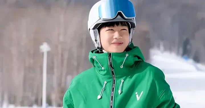 奔着宋威龍追《驕陽似我》，結果被小范閒圈粉，這幼崽霸總太絕了