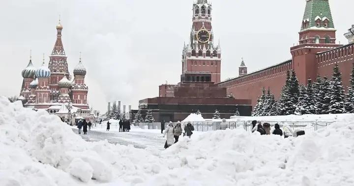 俄羅斯莫斯科出現強降雪，70餘架次航班延誤或取消