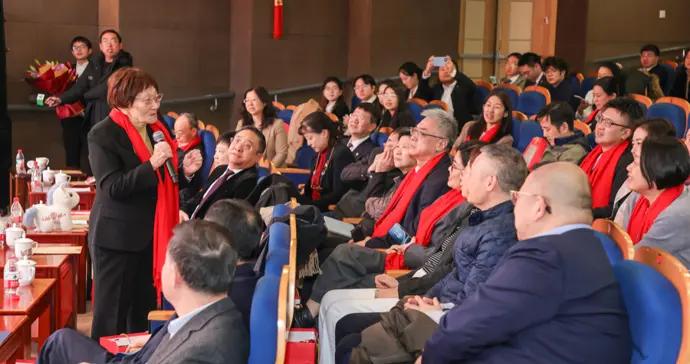 “一健康基金”13年堅持一件事，九旬院士聞玉梅鼓勵年輕一代勇於跨界