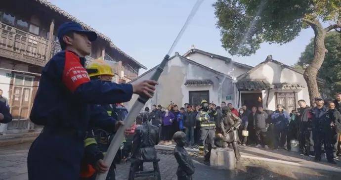 浦東全面開展火災隱患拉網式排查，築牢全域消防安全“防火牆”