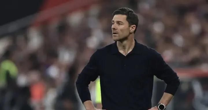 TA：阿隆索短期內會留在馬德里陪家人，他對未來機會態度樂觀