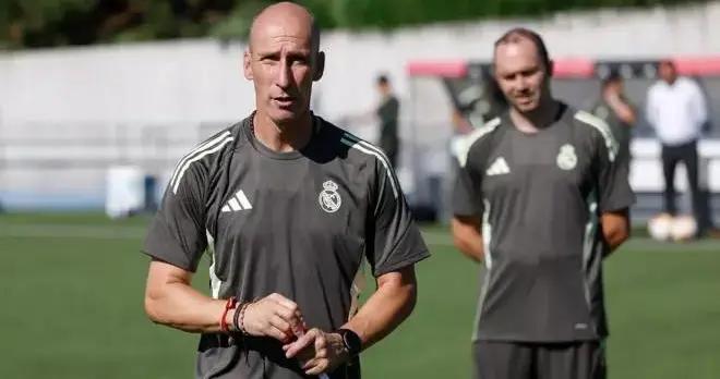 馬卡：皇馬C隊教練桑切斯即將下課，公告可能於本週二發佈