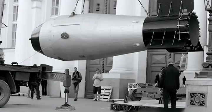 蘇聯曾造出“飛天核彈”，起飛即意味着開戰，最終卻被緊急叫停