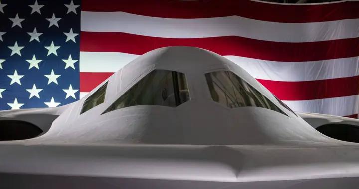 美軍B21已經高調首飛，中國轟20爲何遲遲不露面？