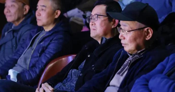 上海瑞金醫院有一羣抗癌“勇士”，戰勝病魔後他們總結“四給”精神