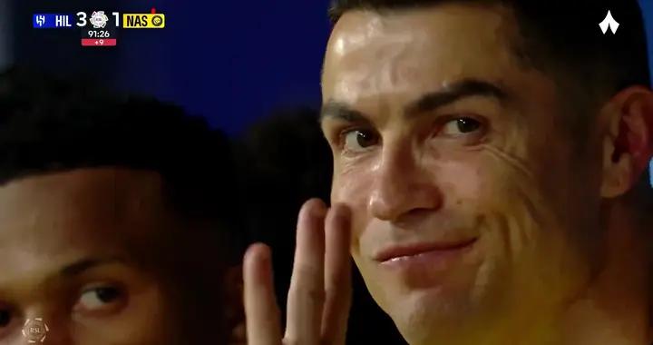 C羅做手勢暗示被“偷竊”，拜因體育：C羅可能面臨禁賽+罰款