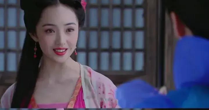 “戲裏”是父女，“戲外”是夫妻，他倆關係公開時，孩子都8歲了