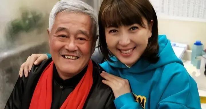 閆學晶事件持續發酵，馮鞏等5人被牽連，趙本山曾告誡她別忘本！