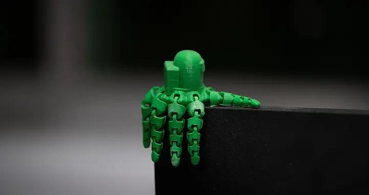 中國手搓黨，重塑創業