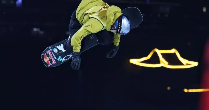 單板滑雪世界盃美國阿斯彭站| 蘇翊鳴獲得男子坡面障礙技巧銀牌