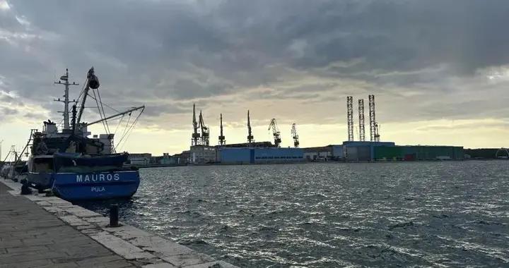 傷心普拉：無法回家的水手們丨文匯筆會