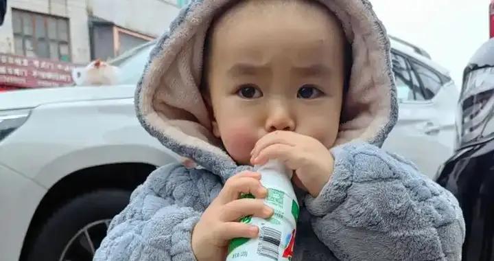 營養師拉入黑名單的七種“假牛奶”，很多家長成箱買，坑娃不自知