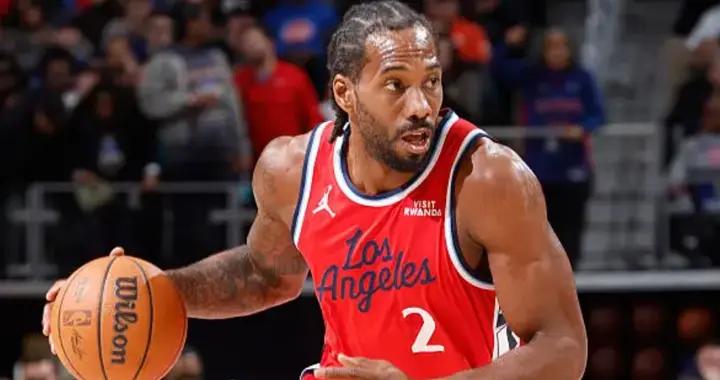 小卡關鍵搶斷是犯規！裁判三秒內連續兩次漏判 快船19分逆轉活塞