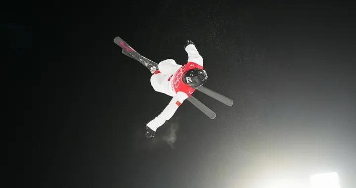 空中技巧世界盃普萊西德湖站| 今晨！王心迪摘金 徐夢桃奪銀