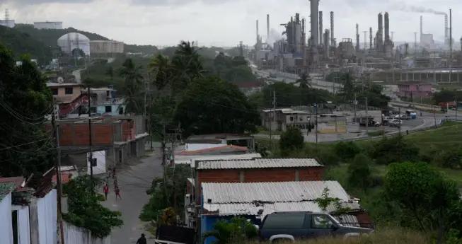 美國已正式開始出售委內瑞拉石油