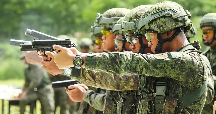 日本軍援到賬，菲律賓飄了：要用陸軍硬剛中國，擴軍打大兵團作戰