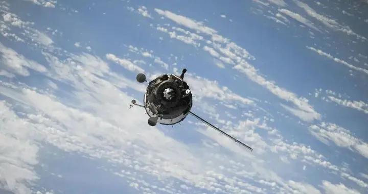 人類距離被鎖死在地球表面，也許只剩2.8天