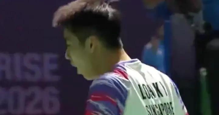 又來！印度羽毛球賽因場地落鳥糞中斷，新加坡選手直接乾嘔