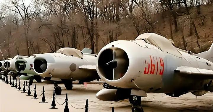 笑殲六飛機老？俄專家捅破窗戶紙：那是三千架無人機屍潮！