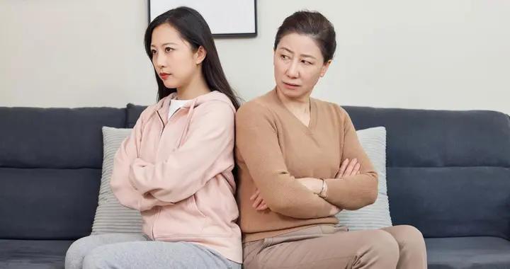 兒子娶媳婦後，婆婆千萬別犯“四大傻”，否則老了之後沒人孝敬