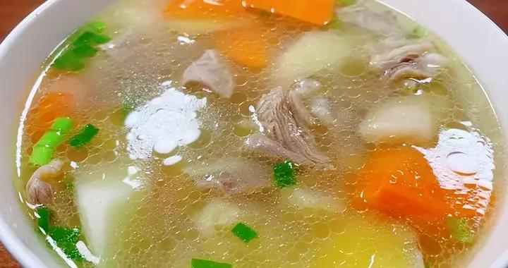 天冷不懂喫它太虧了，比雞湯好喝比魚湯滋潤，隨手一燉暖心又暖胃