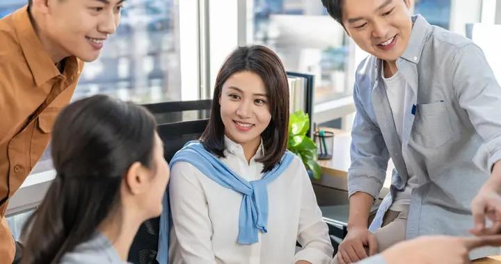 憑啥你苦幹 5 年沒升職？會來事的早升兩級，真相扎心了