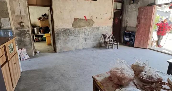 32歲湖北女生回老家，花11萬裝修農村老房，半年時間，破房變暖居