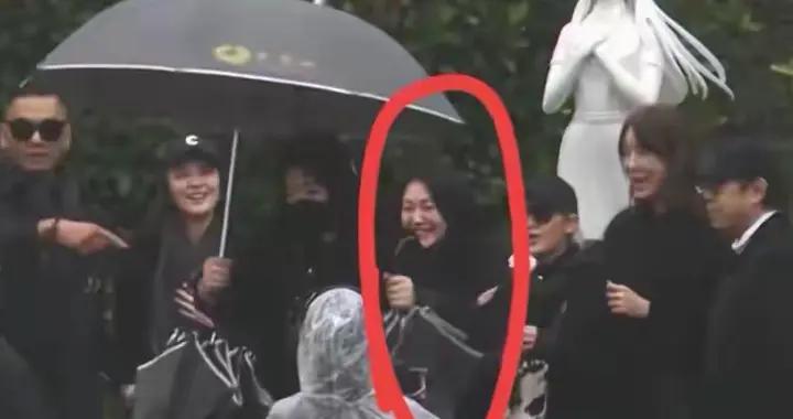 小S親姐忌日大笑，幾次三番感謝姐夫具俊曄，葛思齊替汪小菲不平