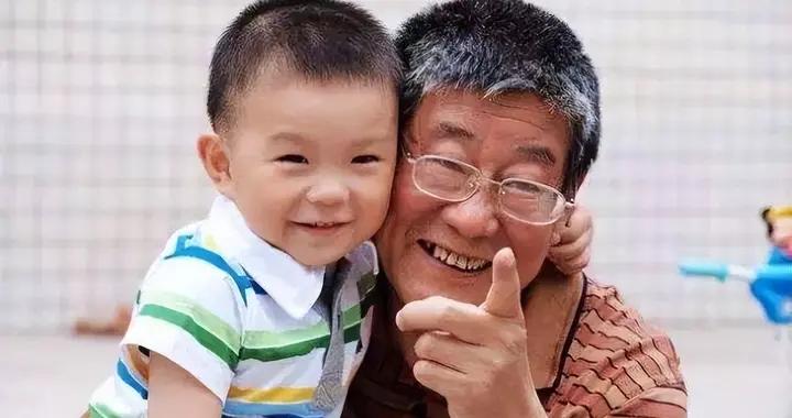 過年給孩子發壓歲錢，2數不發3件別做，遵循傳統，馬年越過越紅火