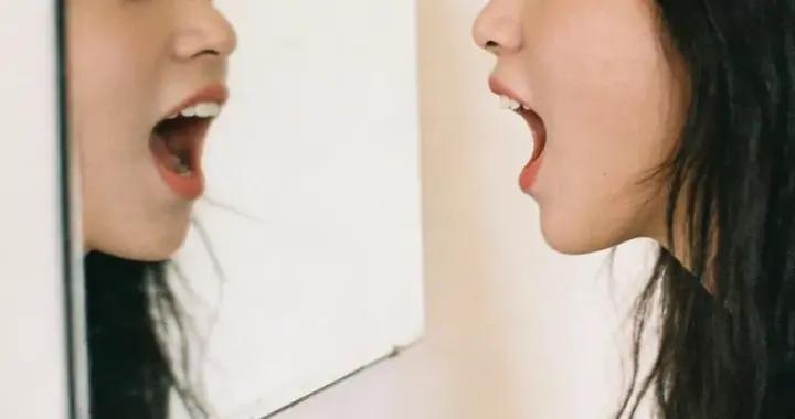 照鏡子就能發現的一種病，越往後拖花錢越多