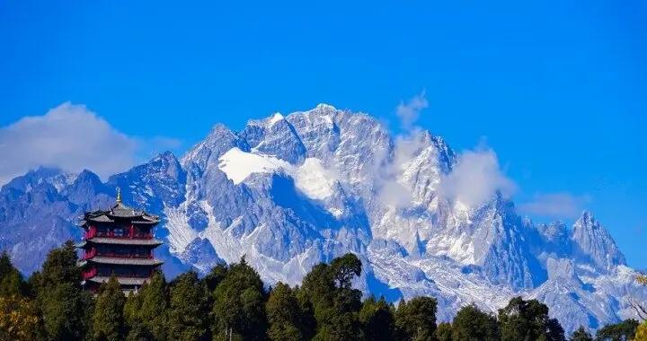 發展特色旅遊 打造支柱產業